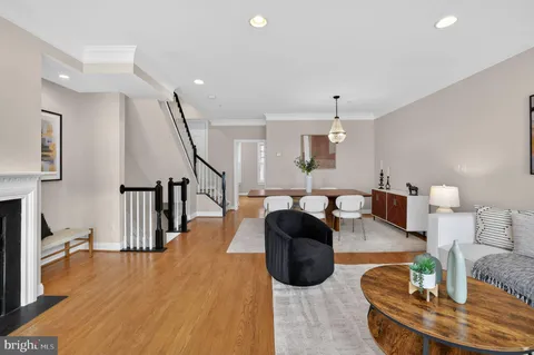 $1,399,000 | 1220 Roundhouse Lane, Alexandria, VA 22314