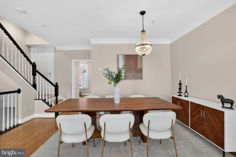 $1,399,000 | 1220 Roundhouse Lane, Alexandria, VA 22314