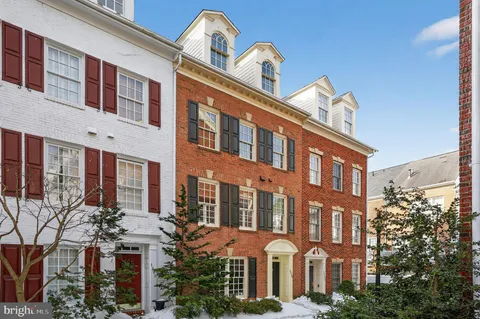 $1,399,000 | 1220 Roundhouse Lane, Alexandria, VA 22314