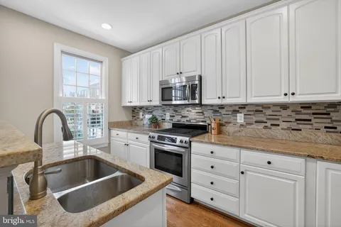 $1,399,000 | 1220 Roundhouse Lane, Alexandria, VA 22314