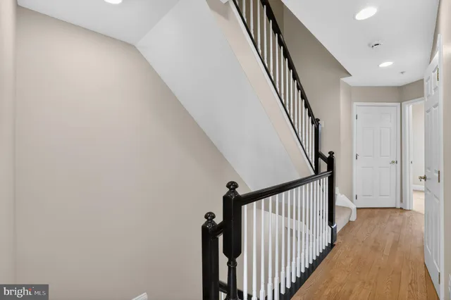 $1,399,000 | 1220 Roundhouse Lane, Alexandria, VA 22314