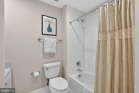 $1,399,000 | 1220 Roundhouse Lane, Alexandria, VA 22314