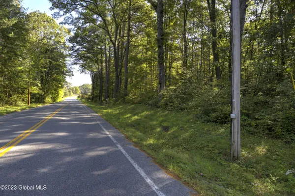 $450,000 | 313 Pettis Road, Wilton, NY 12831