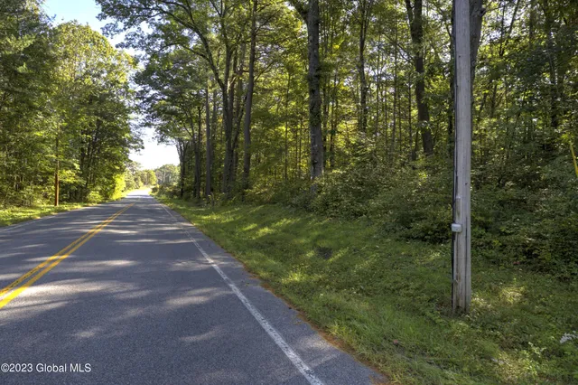 $450,000 | 313 Pettis Road, Wilton, NY 12831