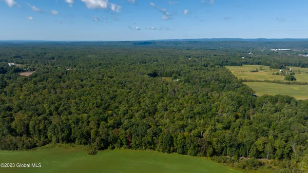 $450,000 | 313 Pettis Road, Wilton, NY 12831