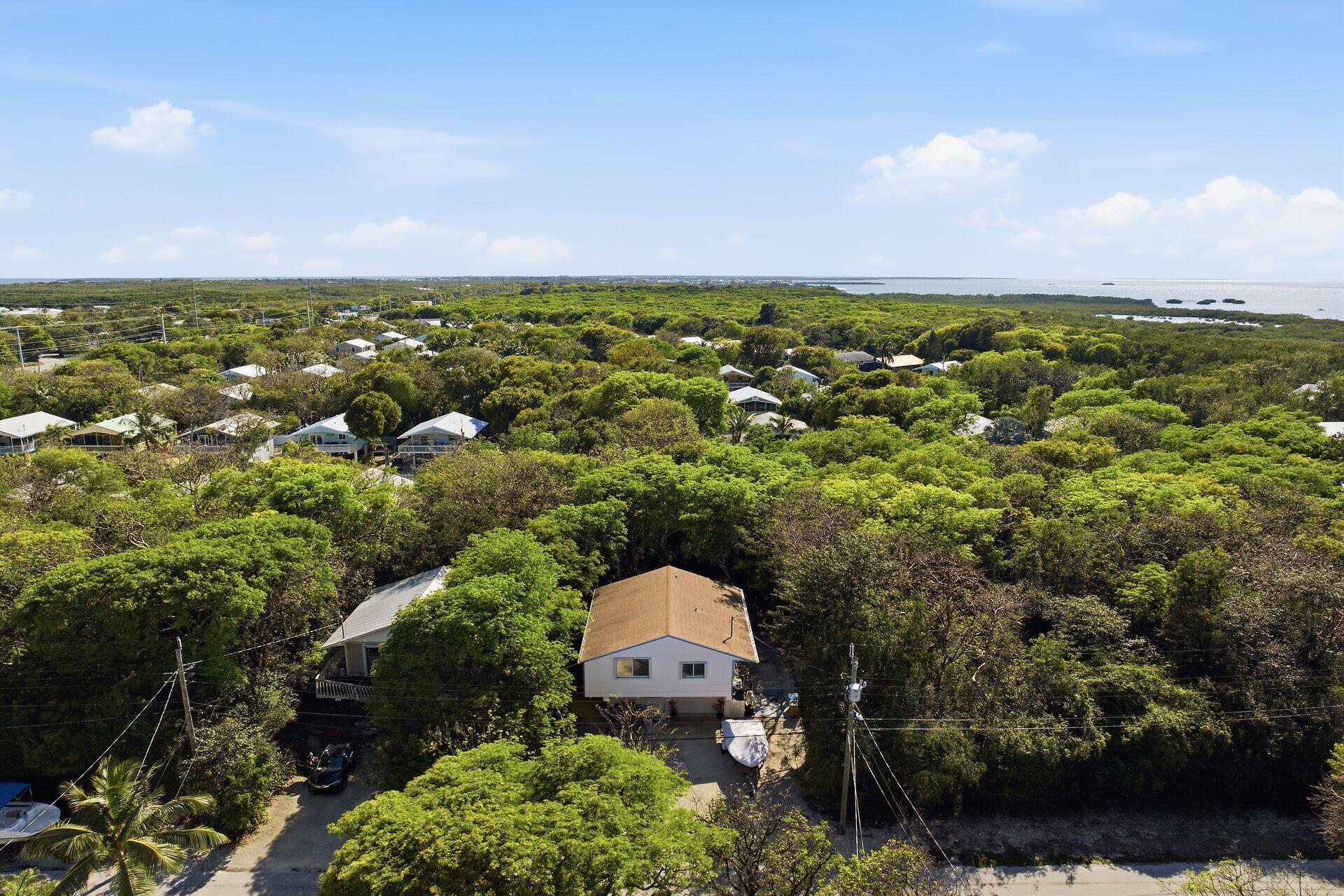 323 Bayview Avenue Key Largo, FL 33037 - Photo 2 of 45 2