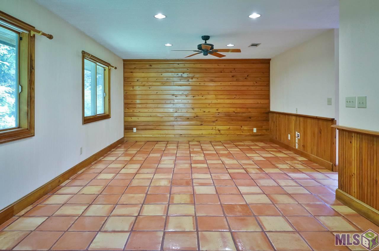 15725 Brown Road Baker, LA 70714 - Photo 9 of 13 Gallery Image 9
