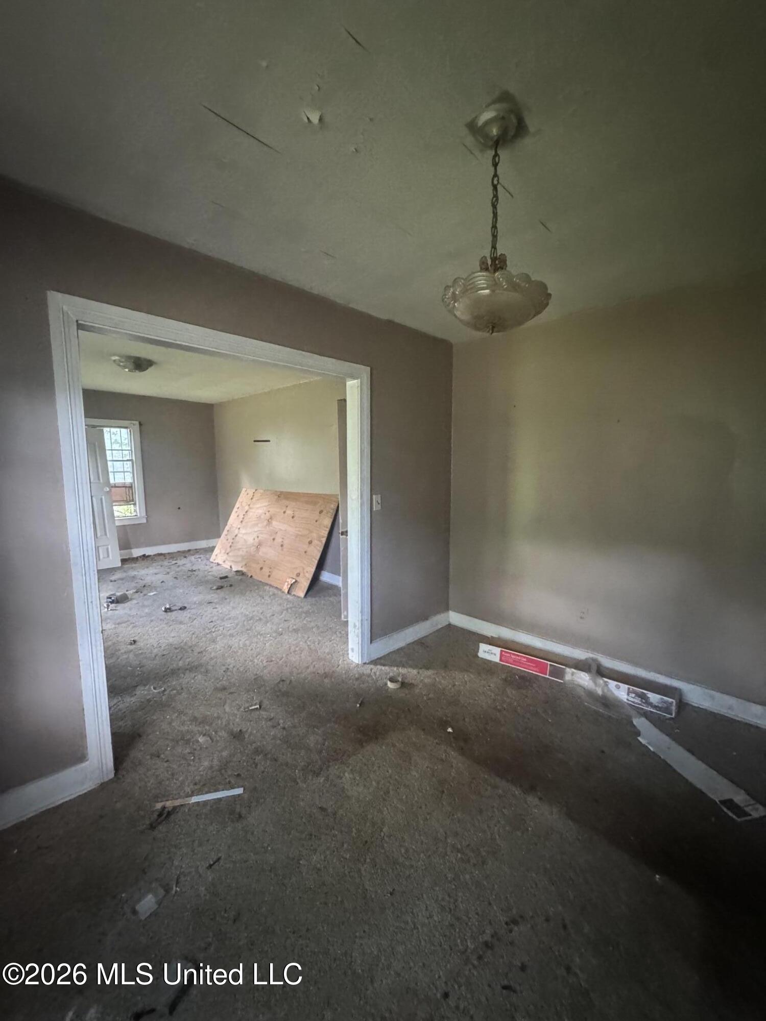 133 Creston Avenue Jackson, MS 39212 - Photo 5 of 13 IMG_9078