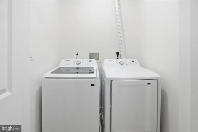 $2,500 | 2323 Guilford Avenue, Baltimore, MD 21218