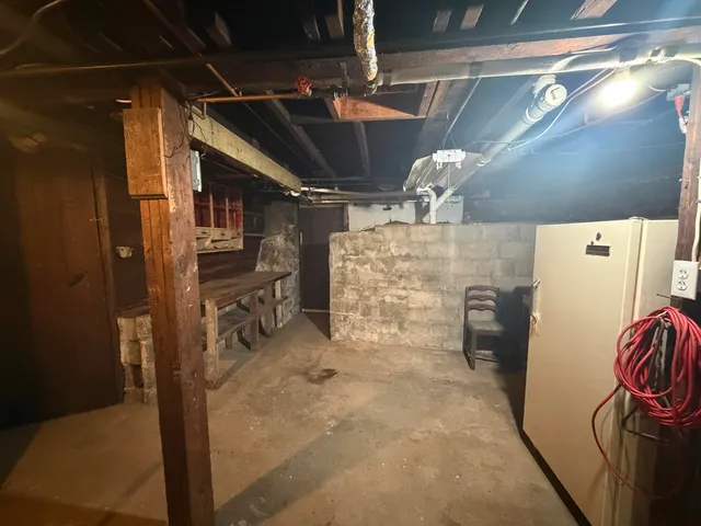 $225,000 | 211 Western Avenue, Allegan, MI 49010