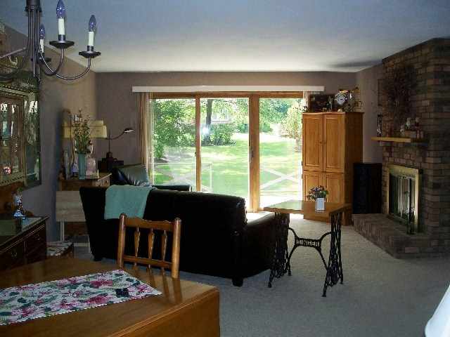 720 Quail Ridge Drive Freeport, IL 61032 - Photo 3 of 7 Gallery Image 3