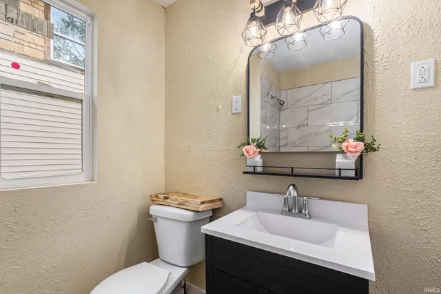 $120,000 | 901 Lawndale Avenue, South Bend, IN 46628