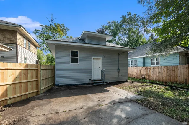 $120,000 | 901 Lawndale Avenue, South Bend, IN 46628