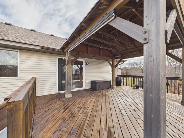 $375,000 | 7587 Wellington Circle, North Branch, MN 55056