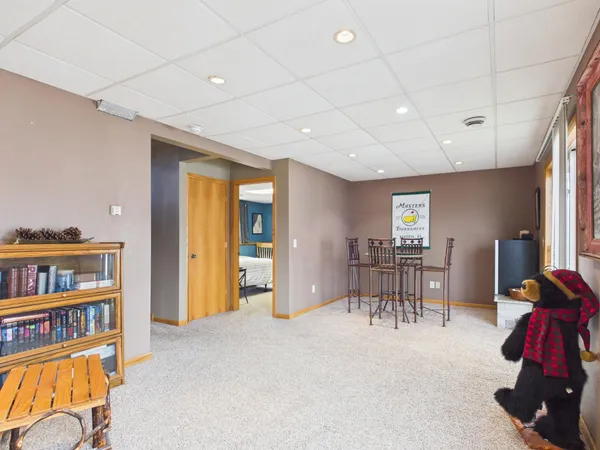 $375,000 | 7587 Wellington Circle, North Branch, MN 55056