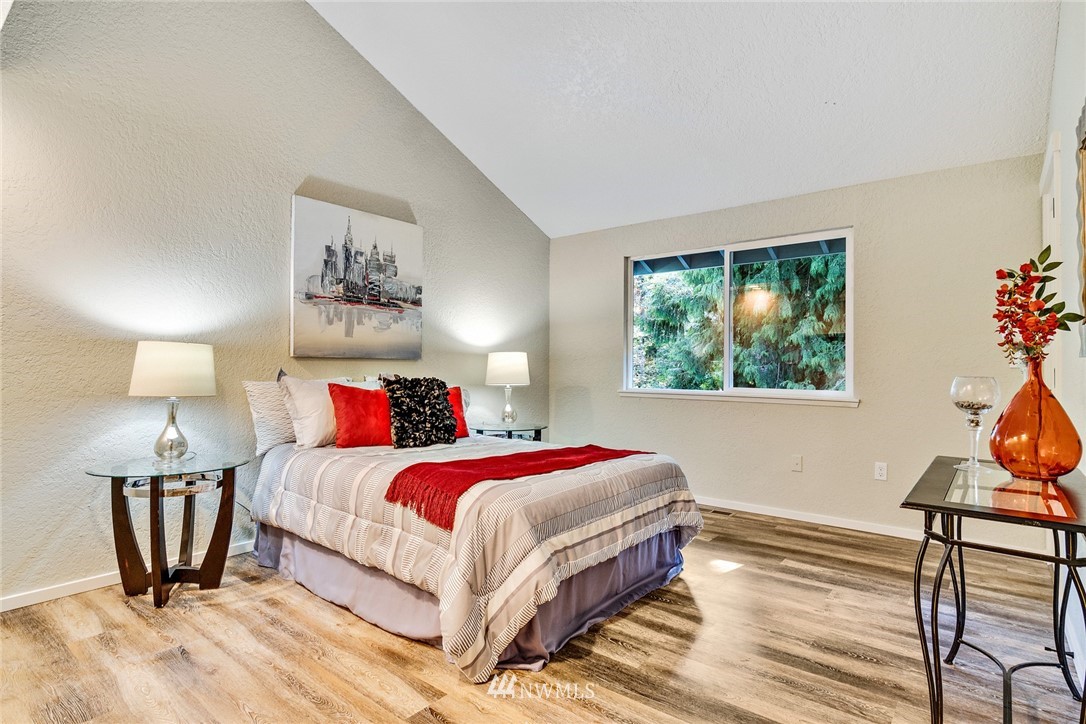 22021 Meridian Avenue South Bothell, WA 98021 - Photo 15 of 23