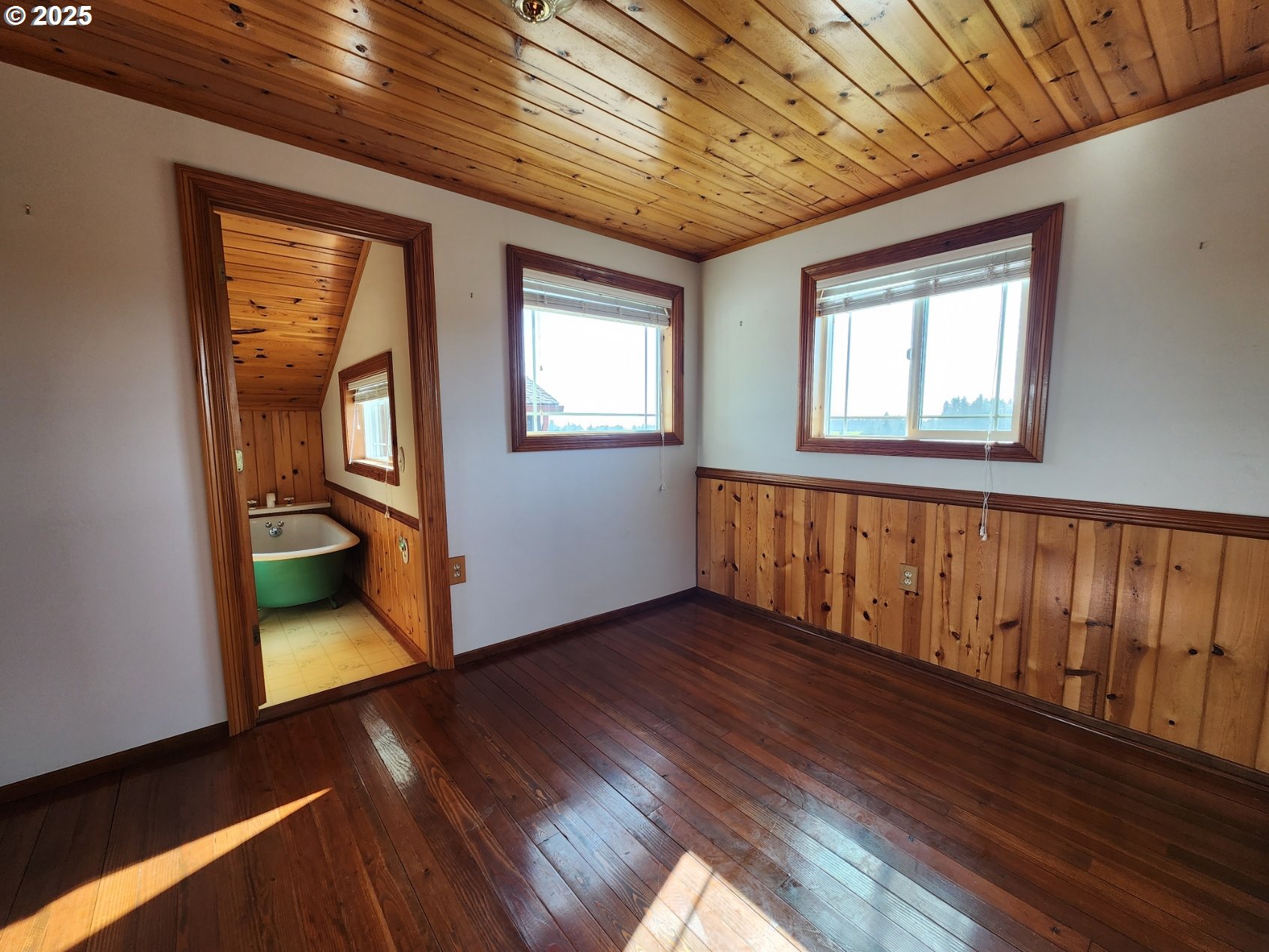 92920 Cape Blanco Road Sixes, OR 97476 - Photo 14 of 48 Bedroom, Primary