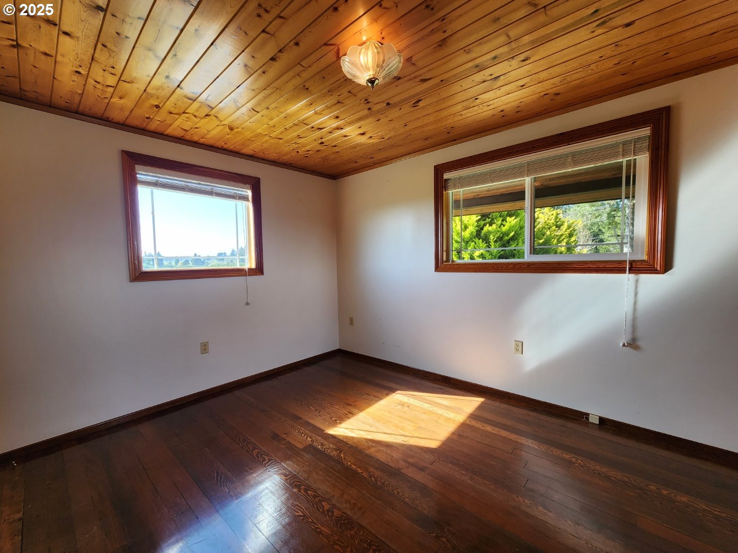 92920 Cape Blanco Road Sixes, OR 97476 - Photo 18 of 48 Bedroom