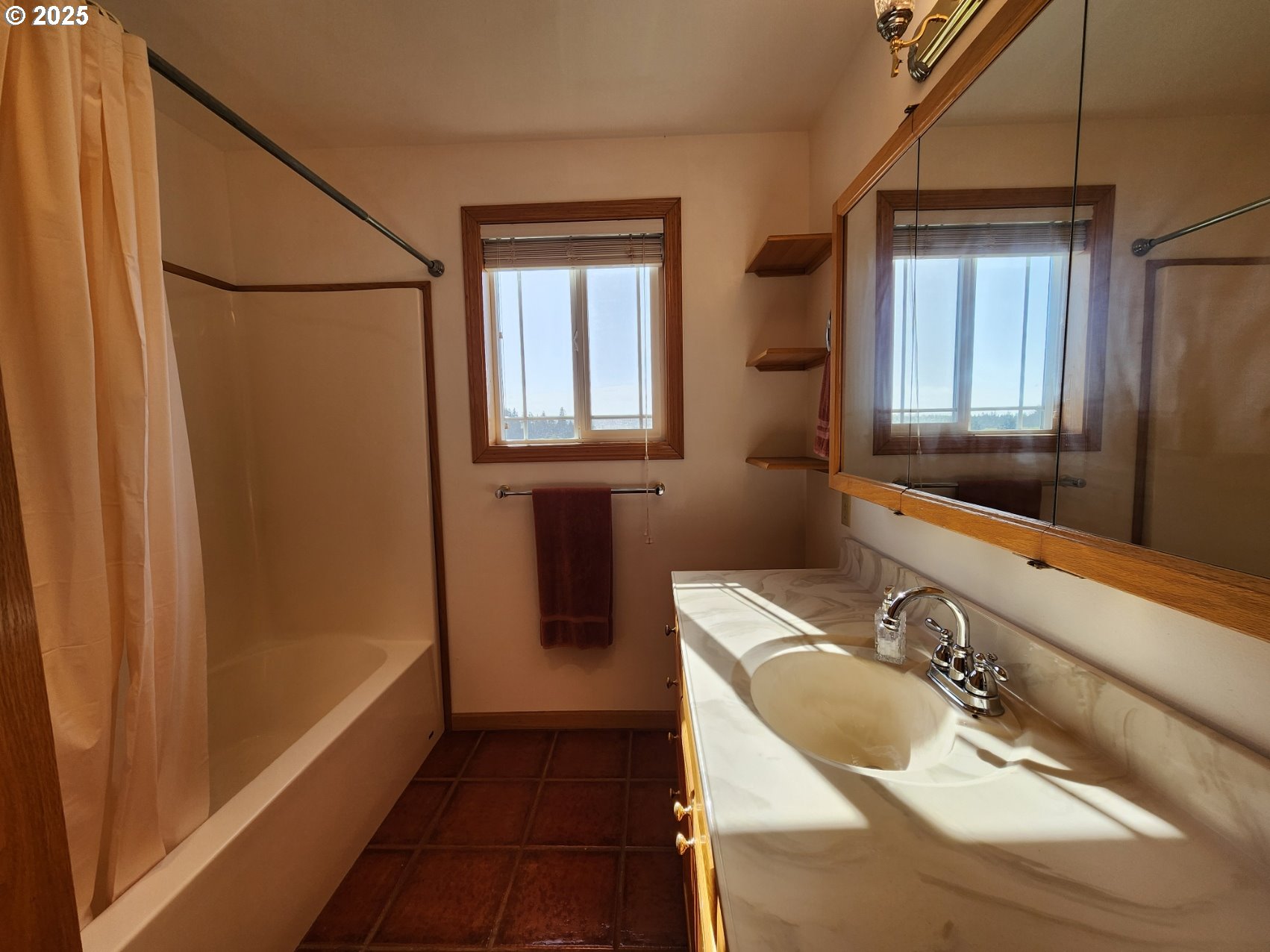 92920 Cape Blanco Road Sixes, OR 97476 - Photo 19 of 48 Bathroom