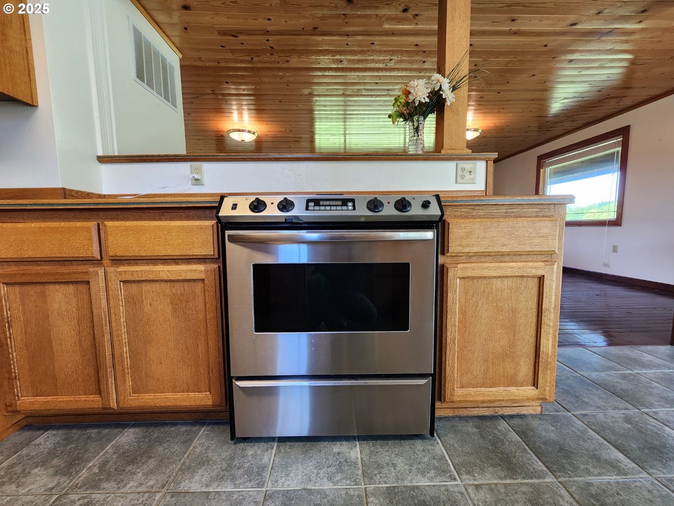 92920 Cape Blanco Road Sixes, OR 97476 - Photo 8 of 48 Kitchen