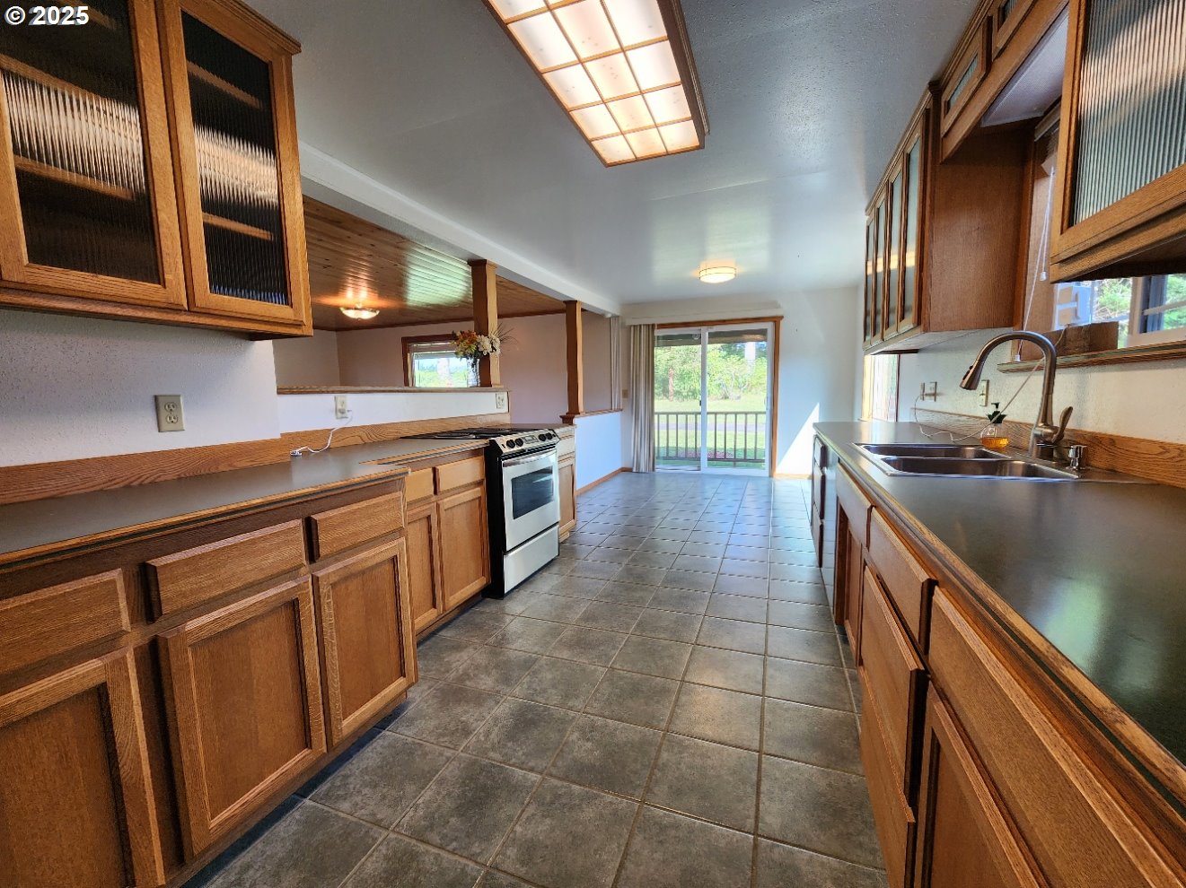 92920 Cape Blanco Road Sixes, OR 97476 - Photo 9 of 48 Kitchen