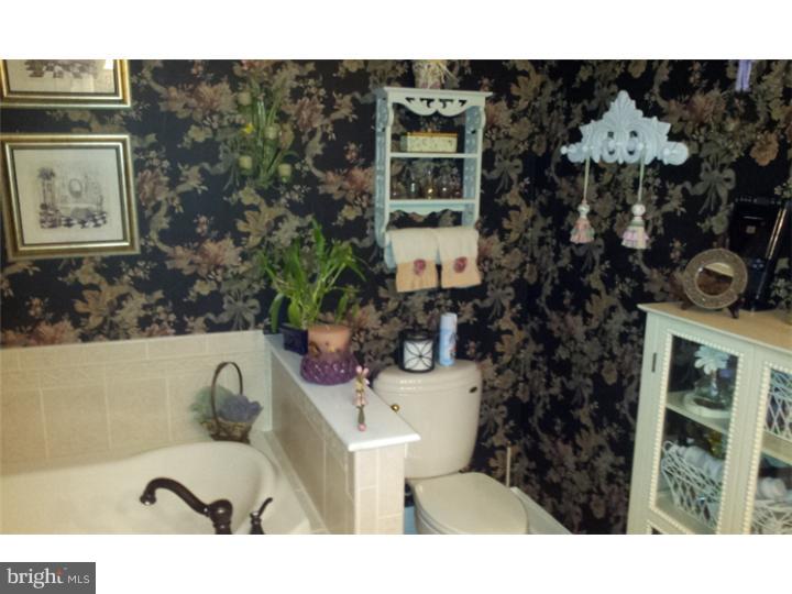 133 Warwick Road West Windsor, NJ 08550 - Photo 7 of 12 Master Bathroom