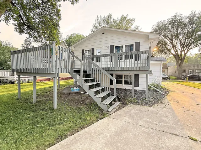 $180,000 | 116 North 8th Street, Montevideo, MN 56265