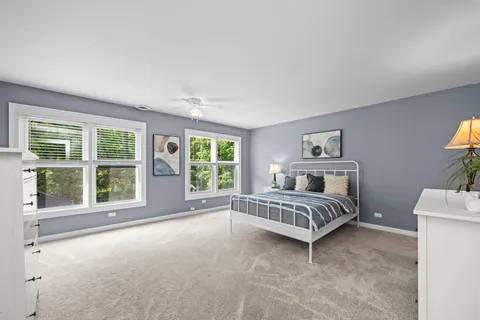 $779,000 | 331 East Russell Street, Barrington, IL 60010