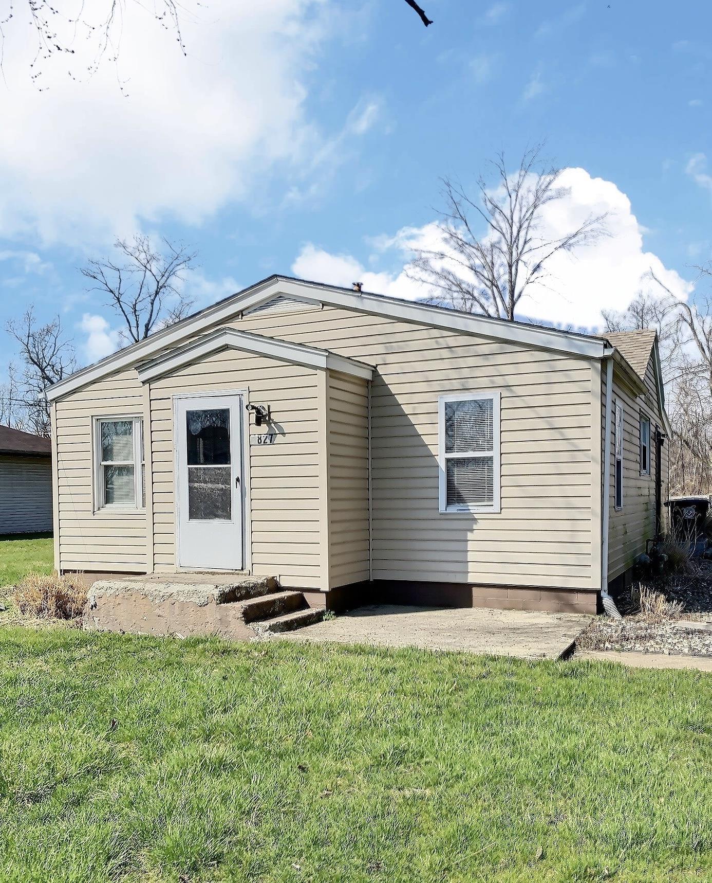 4827 Hatfield Road Fort Wayne, IN 46808 - Photo 2 of 24 Gallery Image 2