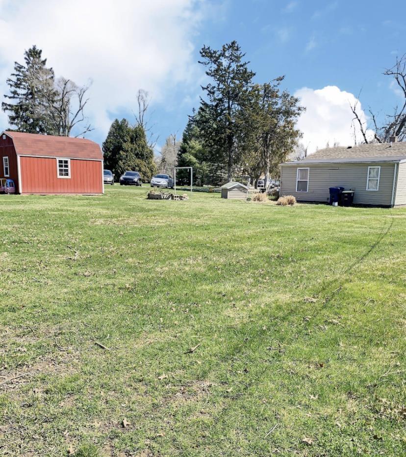 4827 Hatfield Road Fort Wayne, IN 46808 - Photo 6 of 24 Gallery Image 6