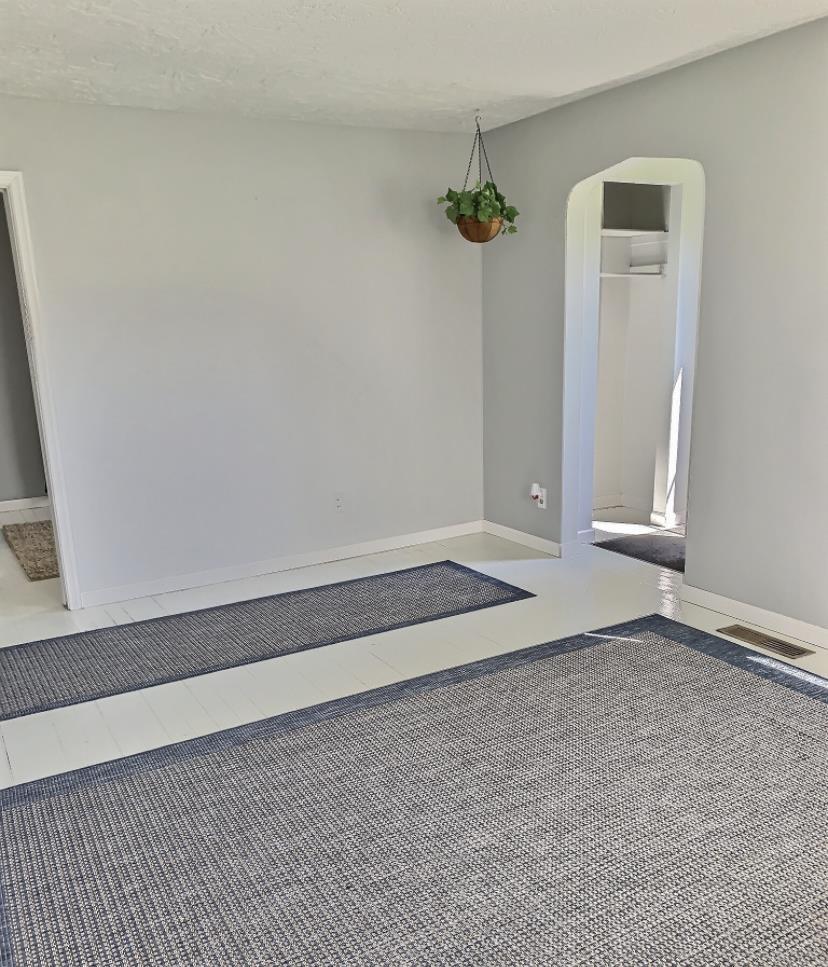 4827 Hatfield Road Fort Wayne, IN 46808 - Photo 10 of 24 Gallery Image 10