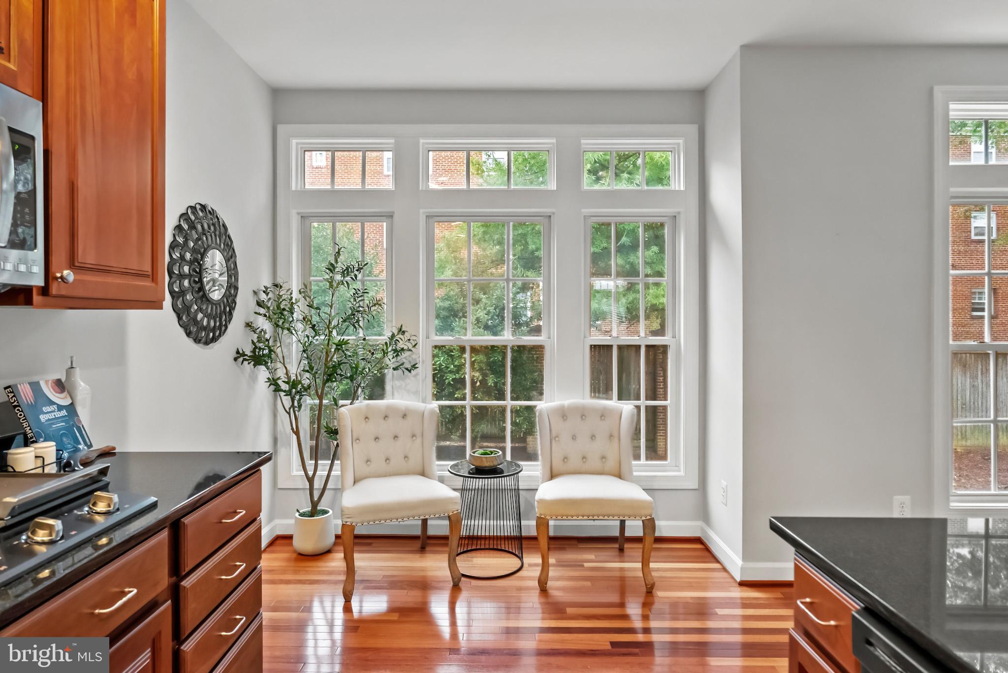 904 West Glebe Road Alexandria, VA 22305 - Photo 13 of 38 a living room with furniture and a window