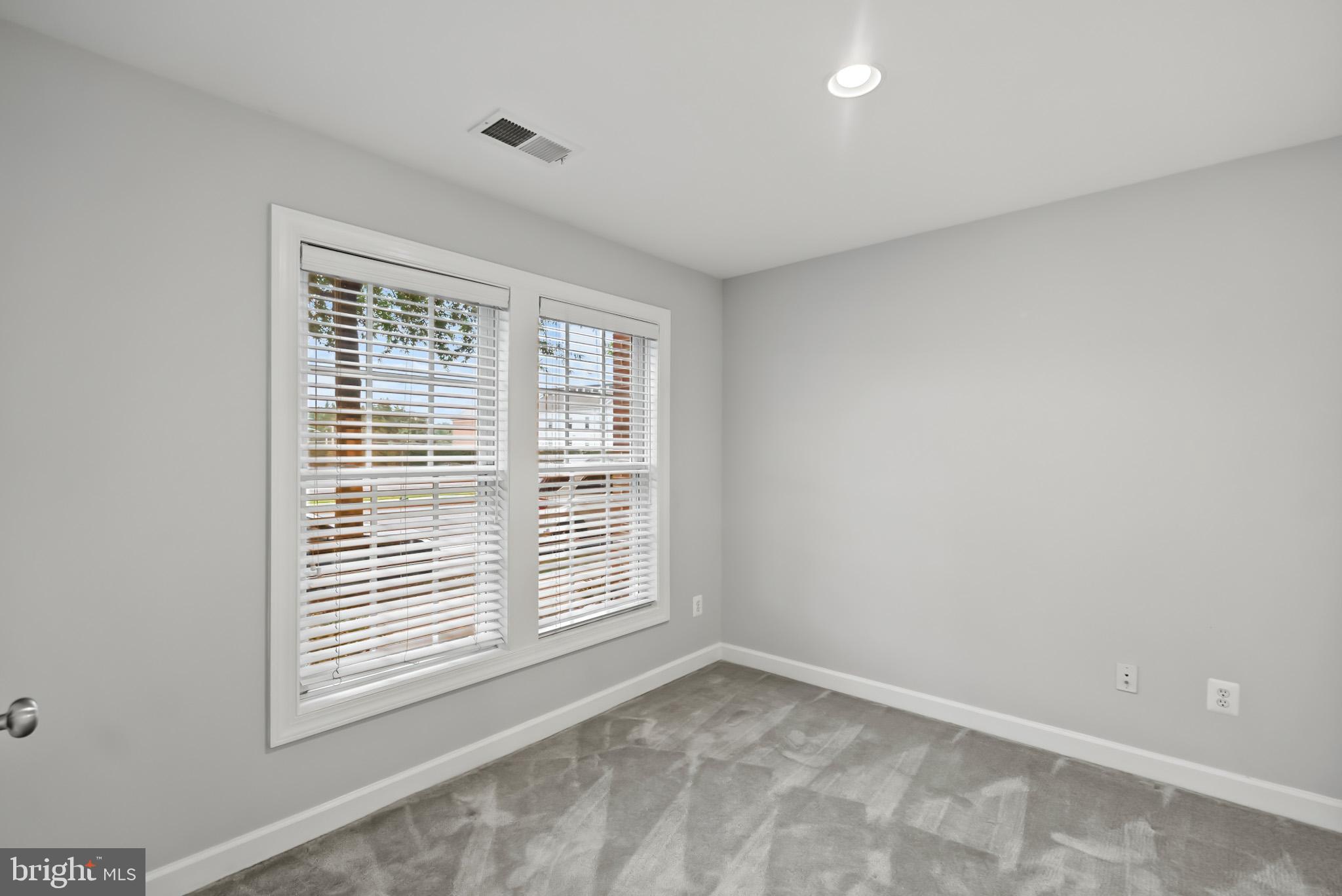 904 West Glebe Road Alexandria, VA 22305 - Photo 24 of 38 a view of an empty room with a window