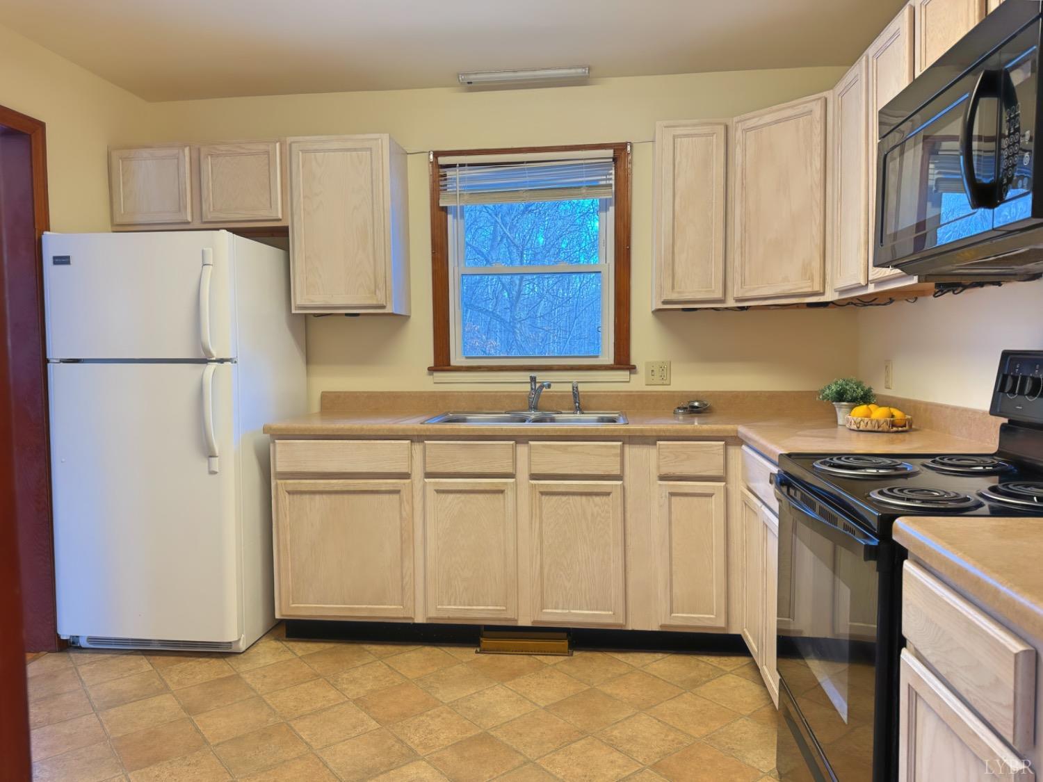 1624 Wiggington Road Lynchburg, VA 24503 - Photo 15 of 32 Gallery Image 15