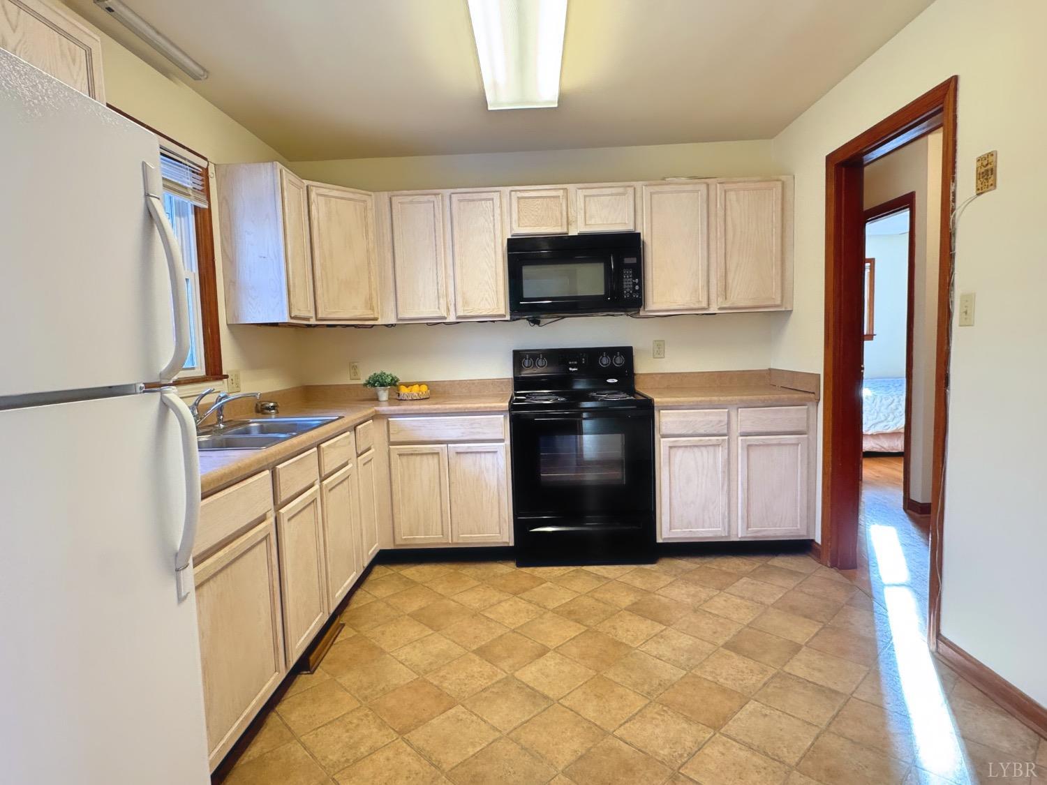 1624 Wiggington Road Lynchburg, VA 24503 - Photo 16 of 32 Gallery Image 16
