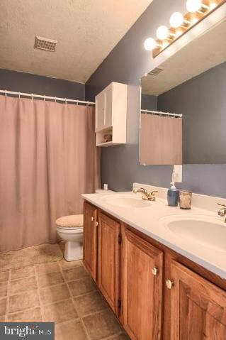 79 Robinhill Drive Lititz, PA 17543 - Photo 23 of 24 Gallery Image 23