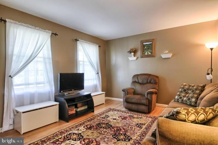 79 Robinhill Drive Lititz, PA 17543 - Photo 8 of 24 Gallery Image 8