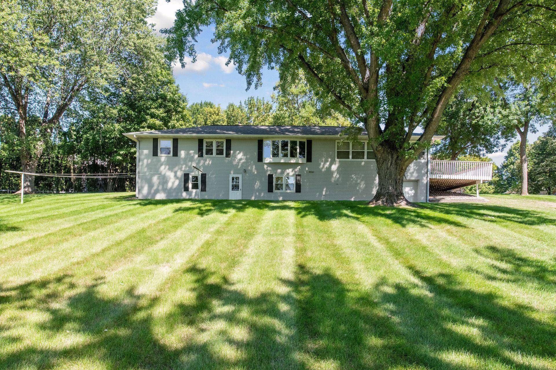 4119 Maplewood Road St. Bonifacius, MN 55375 - Photo 2 of 27 Gallery Image 2