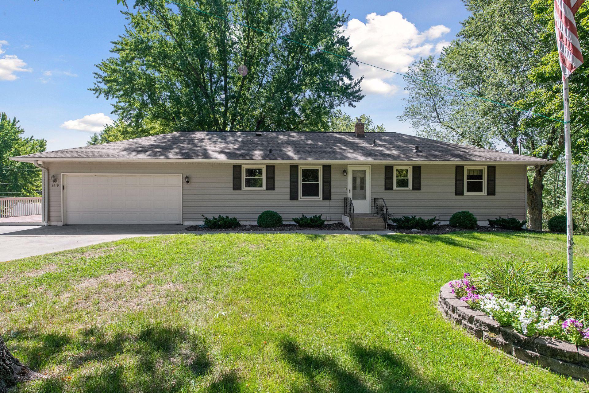4119 Maplewood Road St. Bonifacius, MN 55375 - Photo 4 of 27 Gallery Image 4