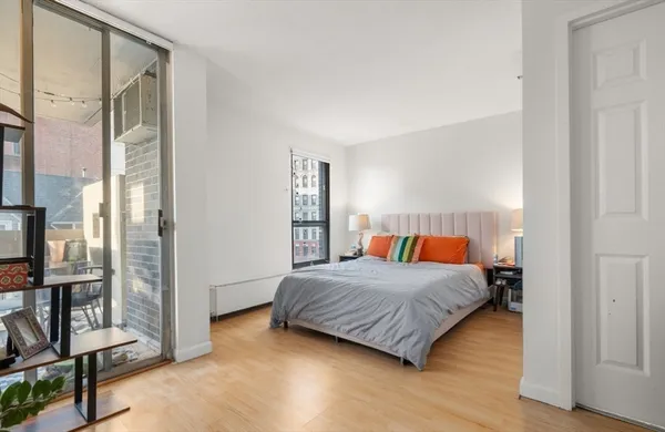 $598,000 | 872 Massachusetts Avenue, Unit 303, Cambridge, MA 02139