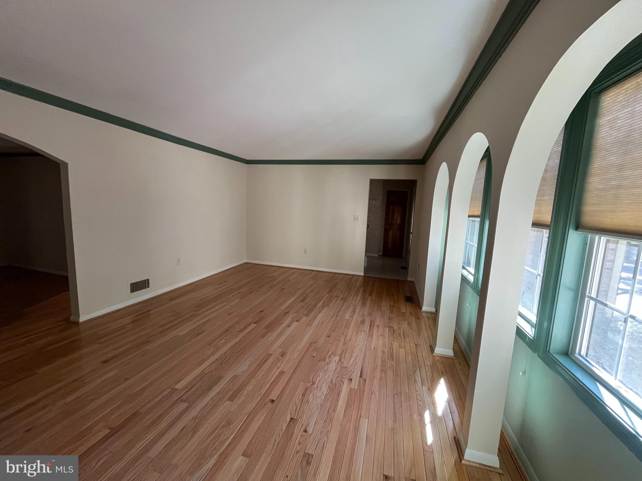 3203 Riverview Drive Triangle, VA 22172 - Photo 5 of 77 Formal living room