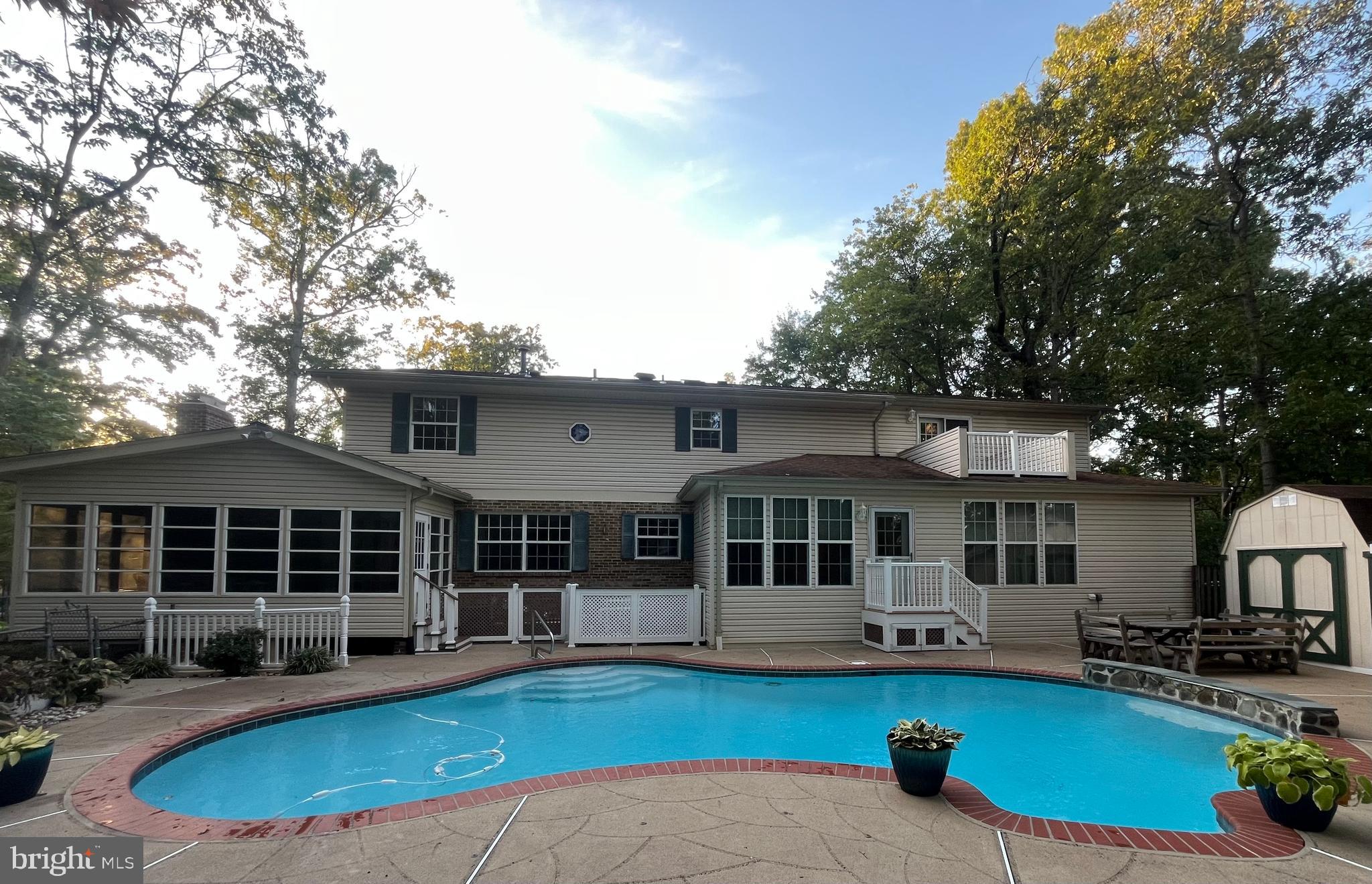 3203 Riverview Drive Triangle, VA 22172 - Photo 69 of 77 Pool