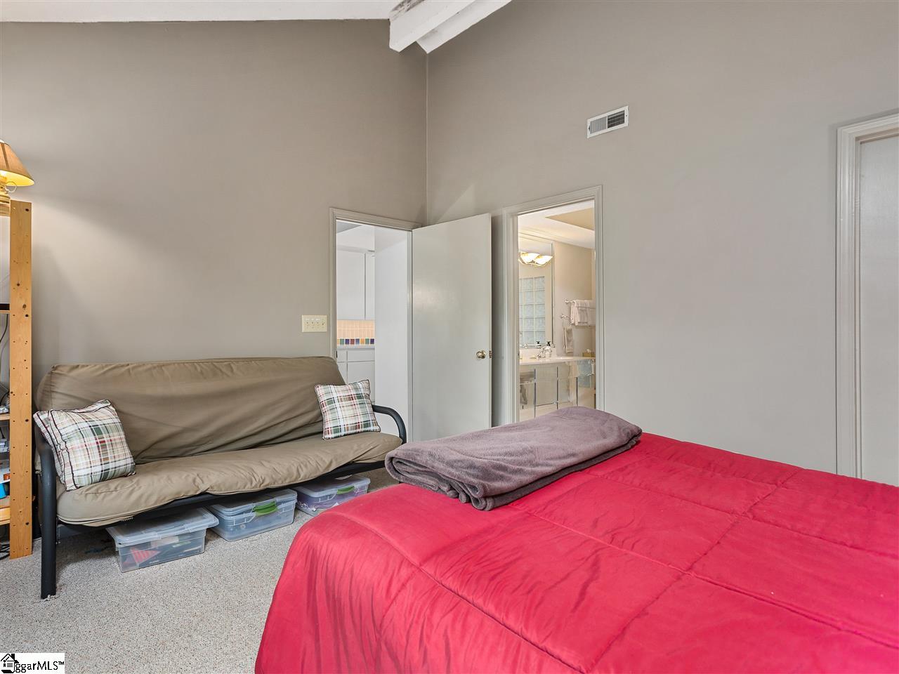 104 Robin Road Greenville, SC 29609 - Photo 17 of 32 Gallery Image 17
