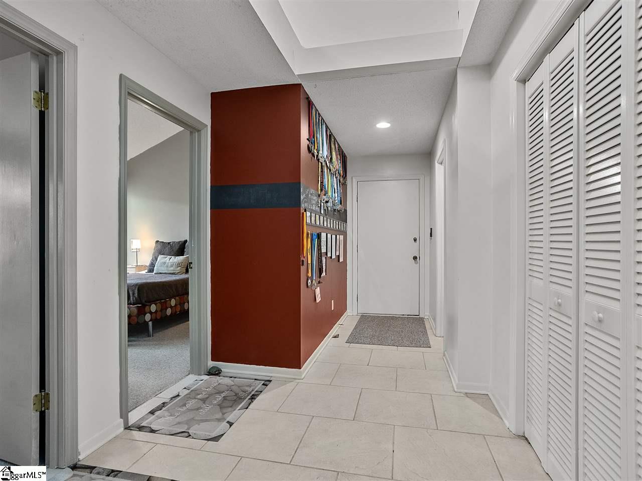 104 Robin Road Greenville, SC 29609 - Photo 21 of 32 Gallery Image 21