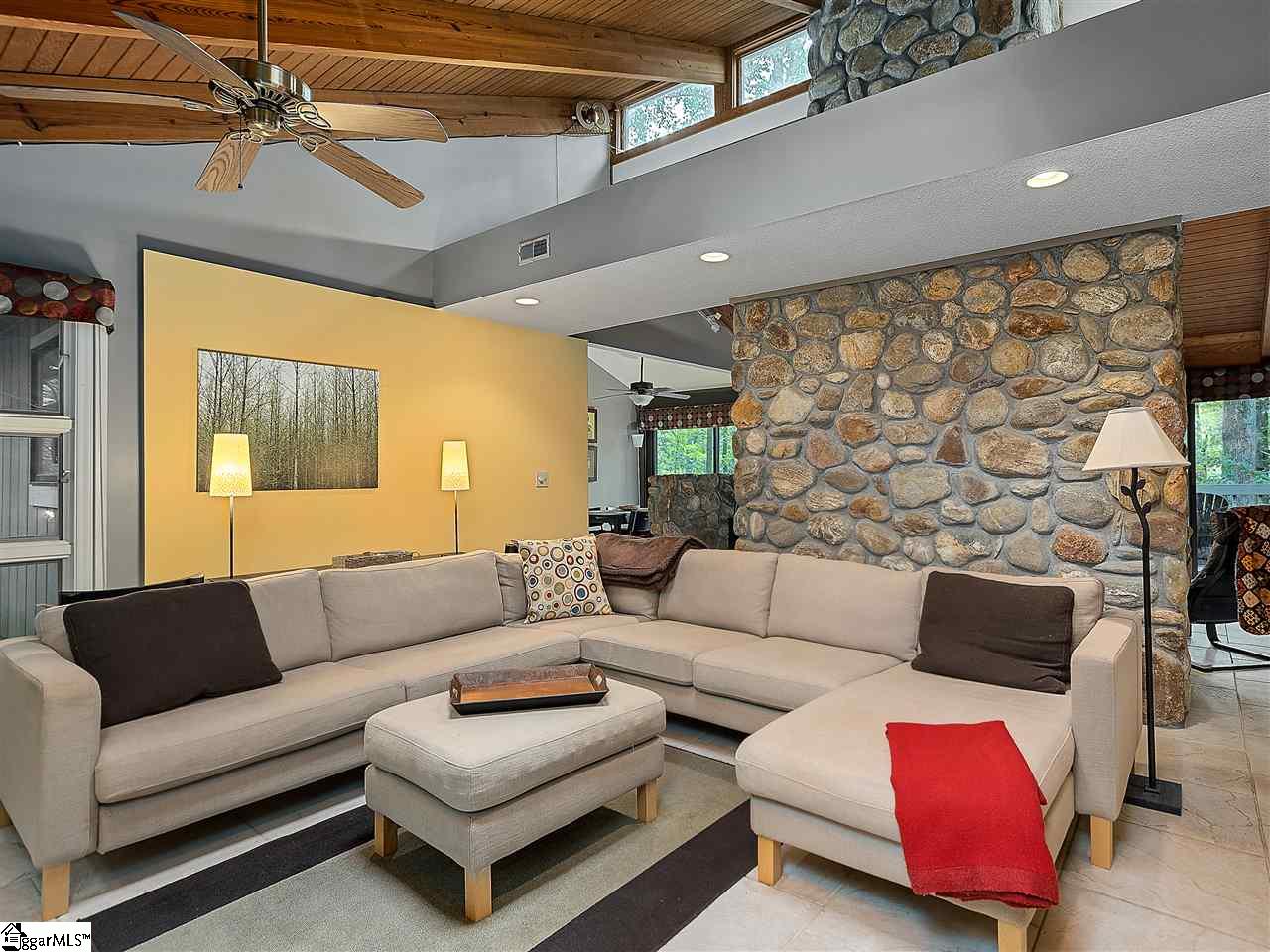 104 Robin Road Greenville, SC 29609 - Photo 7 of 32 Gallery Image 7