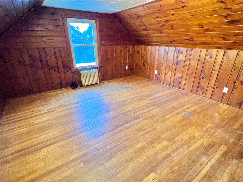 86 Maple Avenue Middletown, RI 02842 - Photo 12 of 27