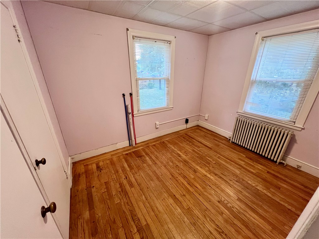 86 Maple Avenue Middletown, RI 02842 - Photo 8 of 27