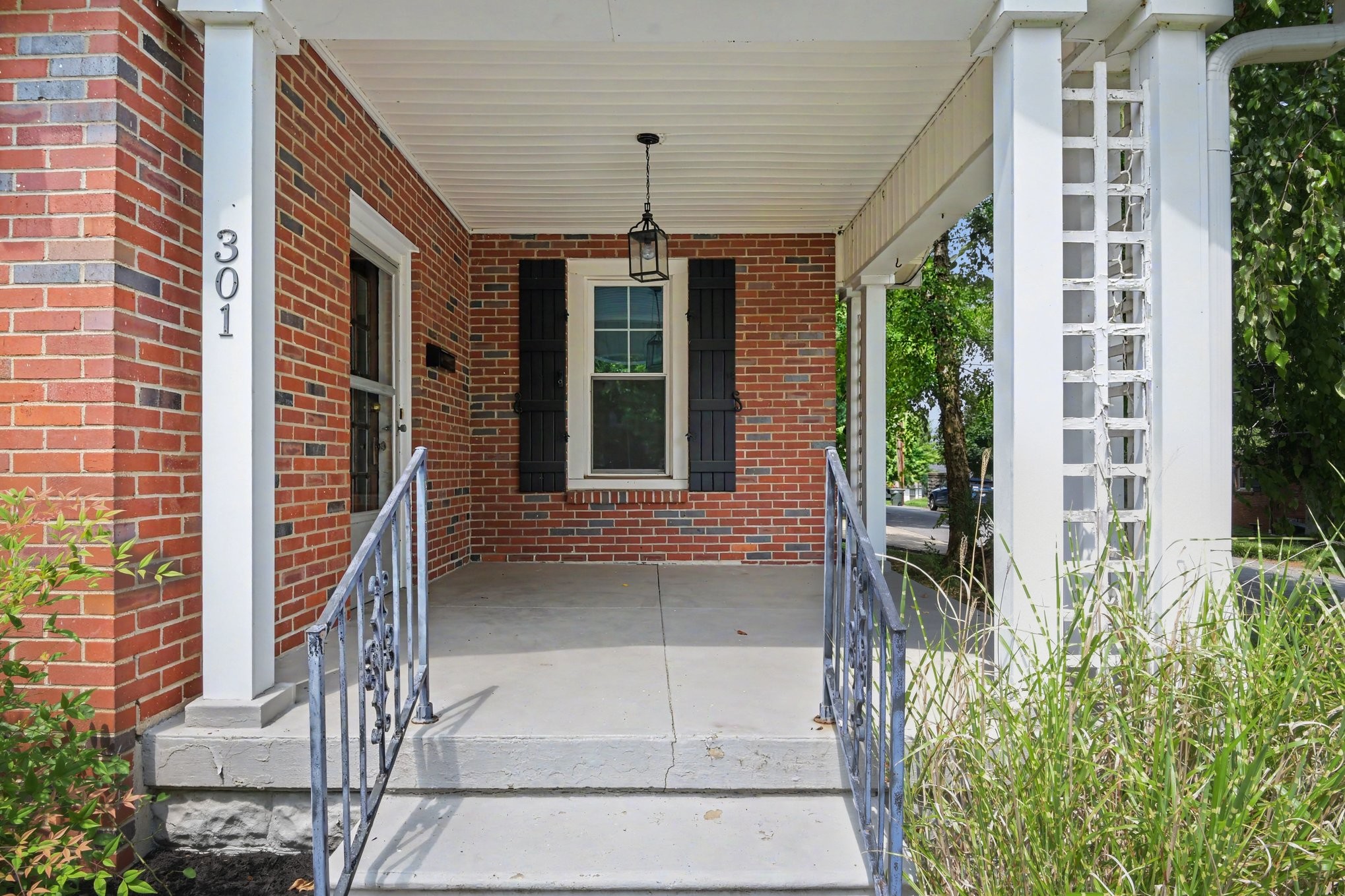 301 North Garner Street Springfield, TN 37172 - Photo 3 of 27