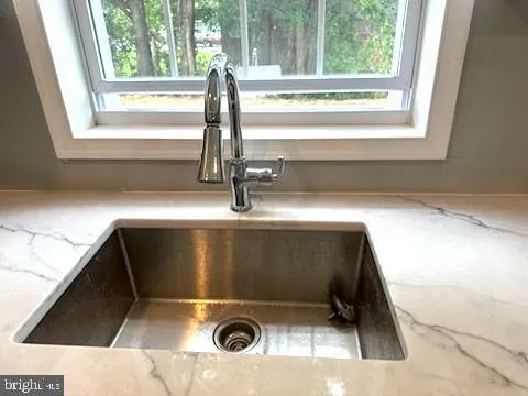 $469,900 | 235 Robbins Avenue, Ewing, NJ 08638