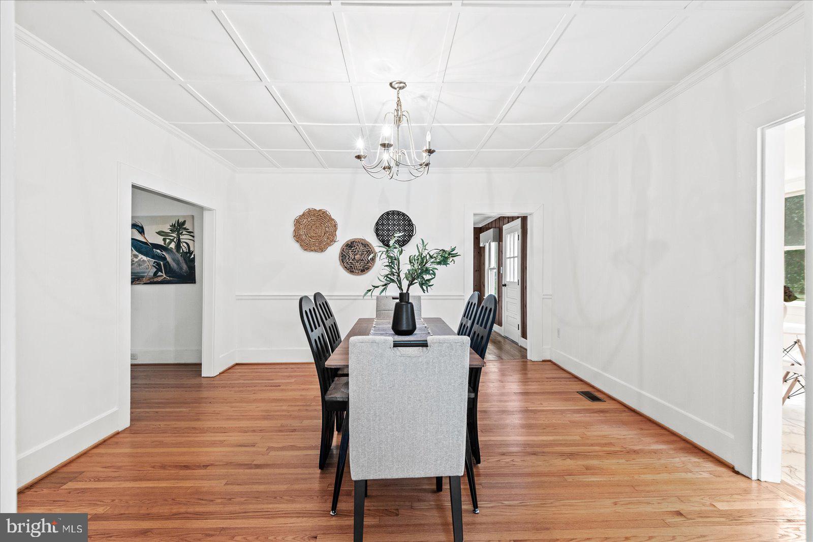 92 Front Street Warsaw, VA 22572 - Photo 11 of 85 Formal Dining